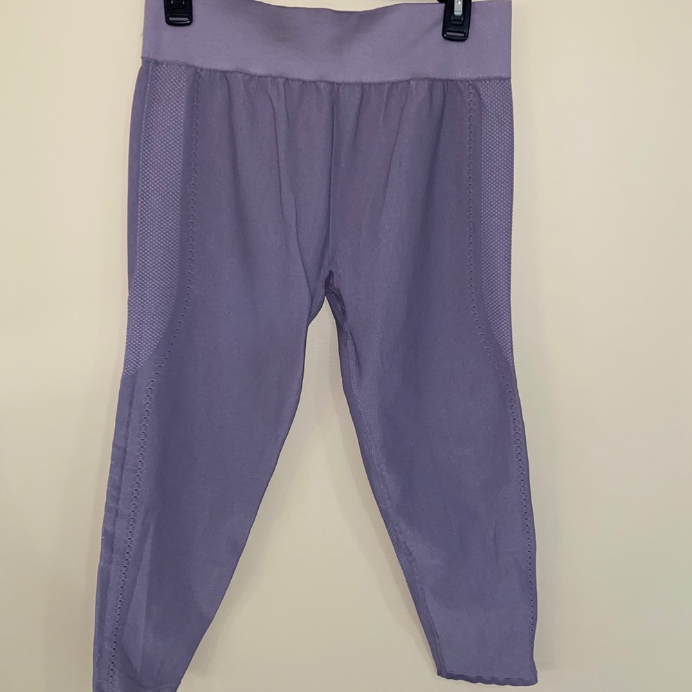 Fabletics purple crop leggings size 2XL